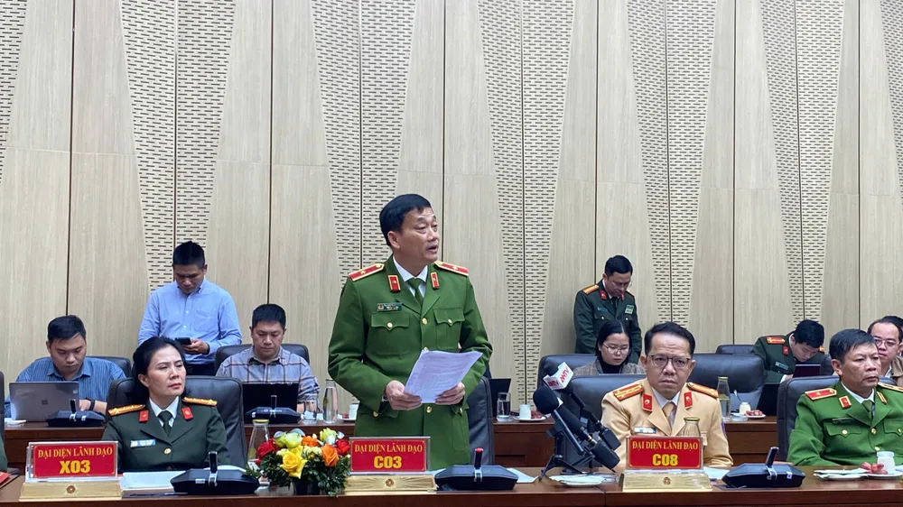 Cục Cảnh sát điều tra tội phạm về tham nhũng, kinh tế, buôn lậu trả lời báo chí. Ảnh: MINH TRÚC Mailisa 15.jpg