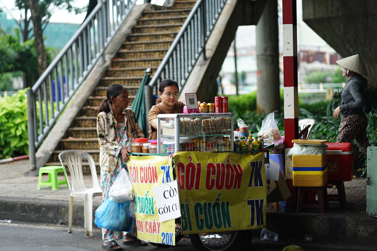 Xe gỏi cuốn 7.000 đồng của mẹ Ngọc Trinh ở TP.HCM: 