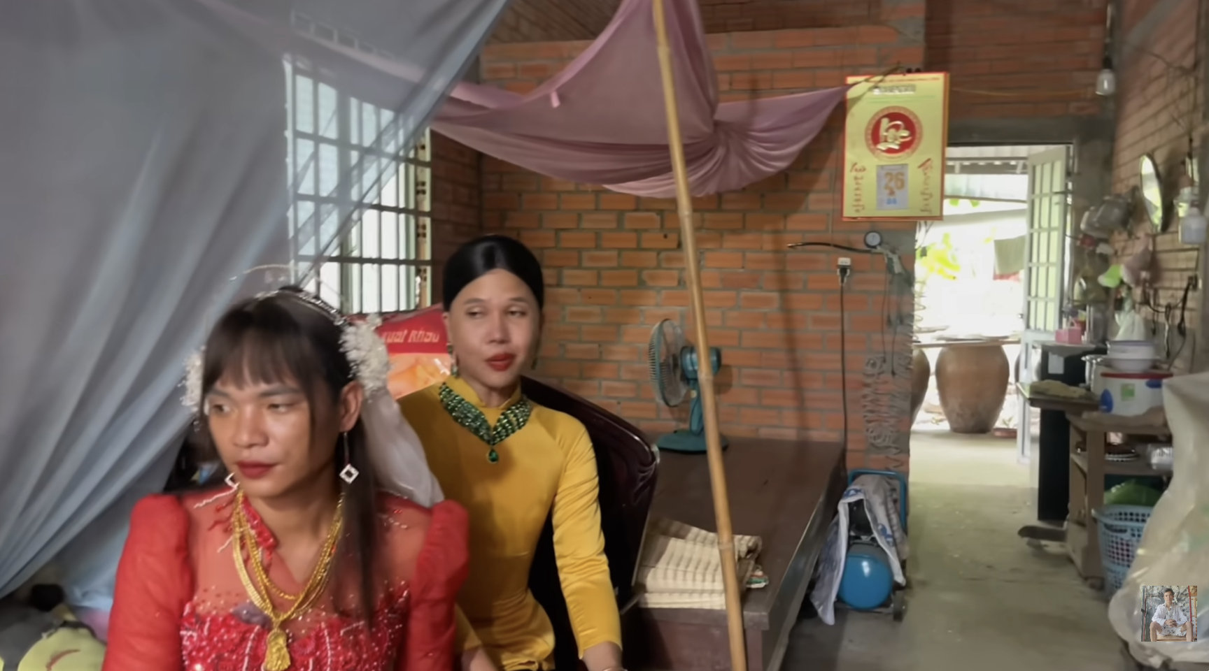 Con dau xo te me chong tranh chap so vang