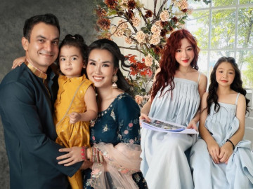 Con gái Võ Hạ Trâm 3 tuổi đã hát hay hơn mẹ, giọng cao "chót vót" khiến nữ ca sĩ cũng chịu thua 12 Con lai sao Việt có tên khai sinh đọc líu lưỡi: Ái nữ lai Ấn nhà Võ Hạ Trâm đứng đầu bảng