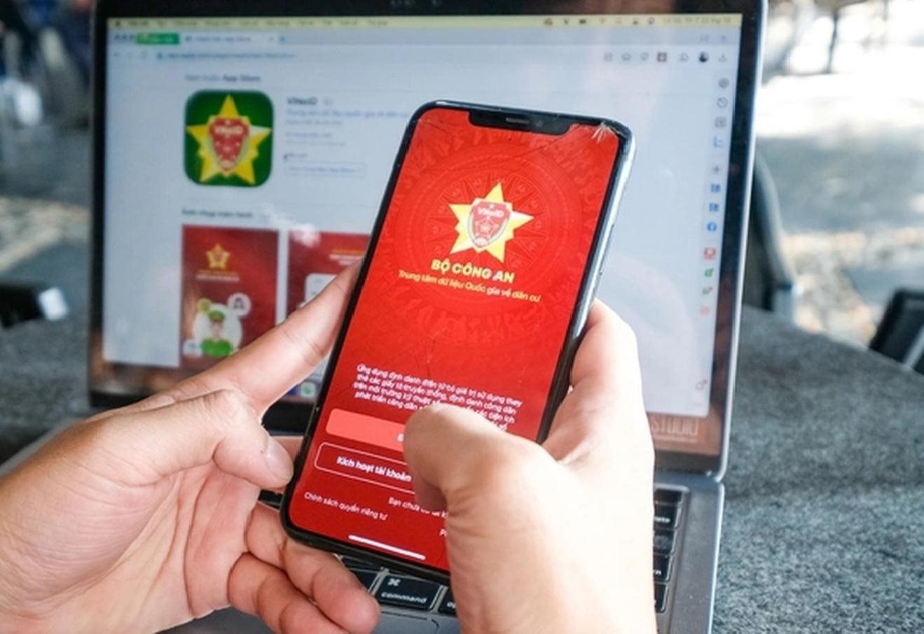 Công an đưa cảnh báo liên quan đến bảo hiểm y tế trên VNeID, tất cả người dân cần nắm rõ- Ảnh 1.