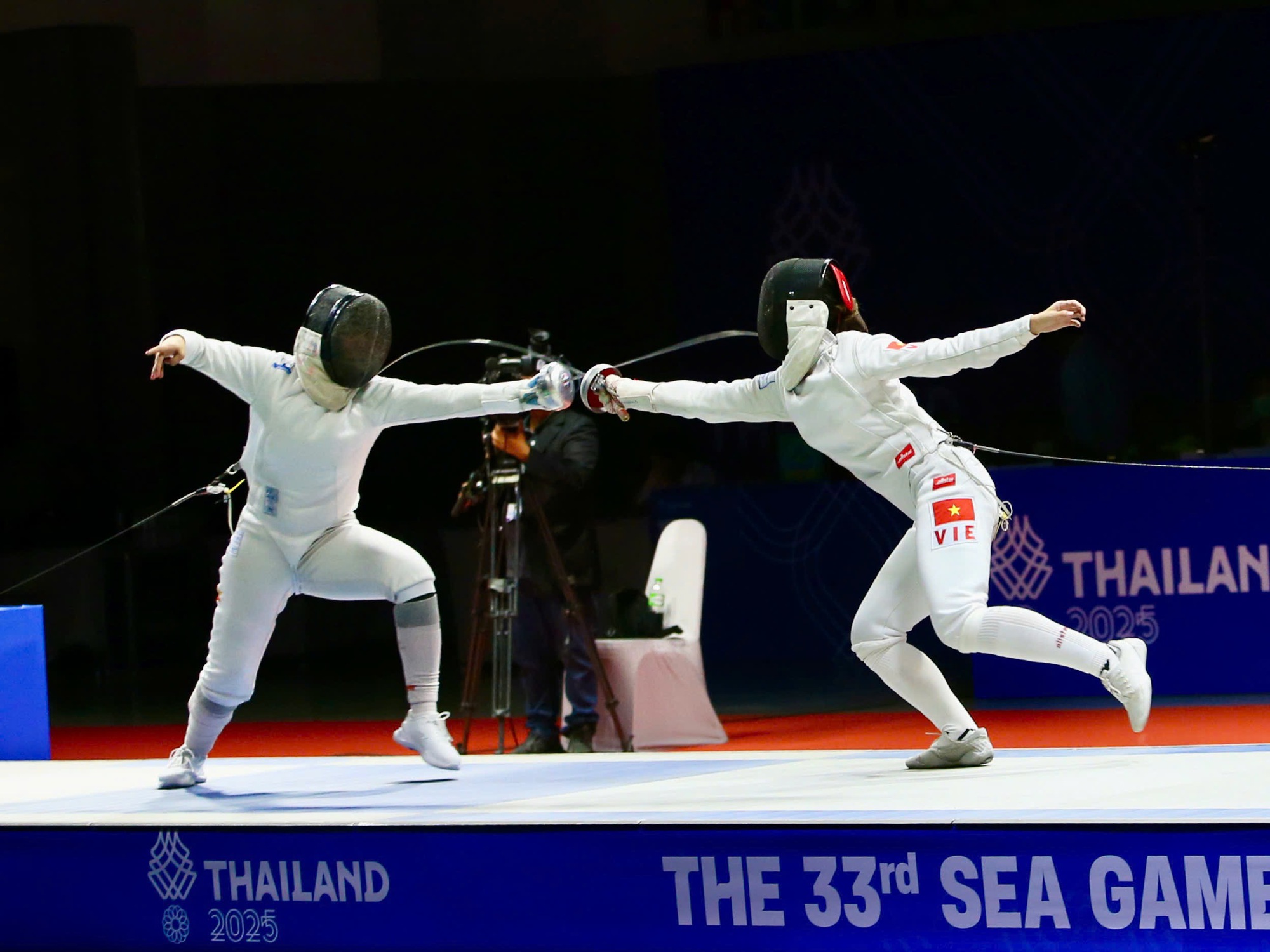 Nguyễn Thị Oanh nối dài kỷ lục- Ảnh 4.