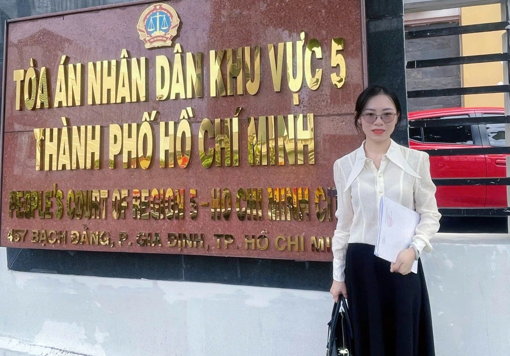 Công ty bêu kỷ luật lên mạng: Nữ sinh có thể yêu cầu bồi thường - 1