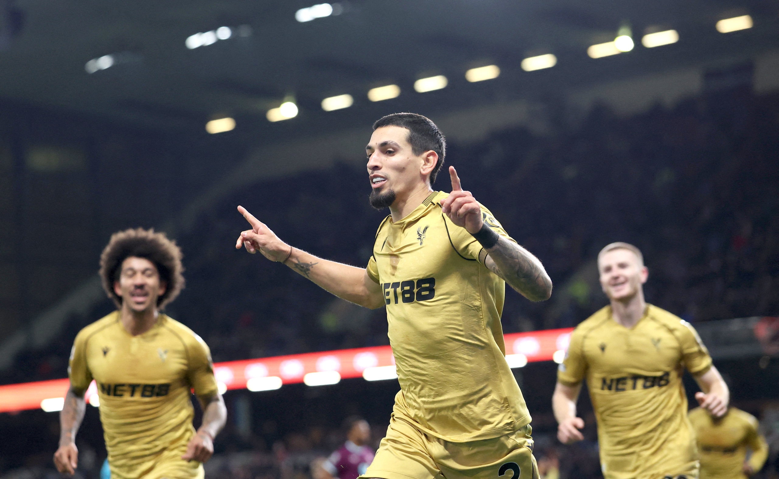 Crystal Palace tham vọng đến đâu? 1 Crystal Palace - Ảnh 1.