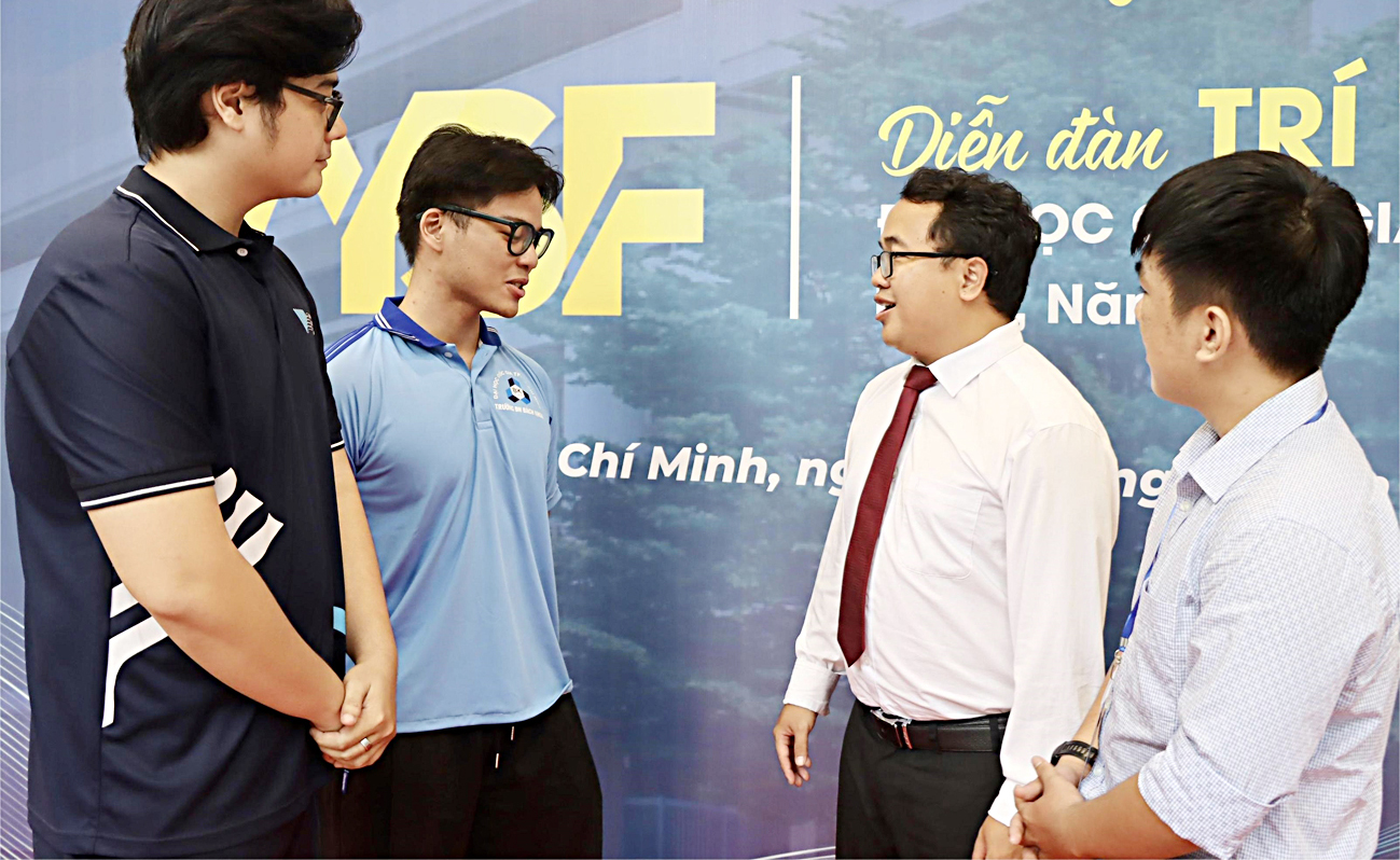 Bắt tay cùng doanh nghiệp cựu sinh viên - Ảnh 1. trí thức trẻ - Ảnh 1.