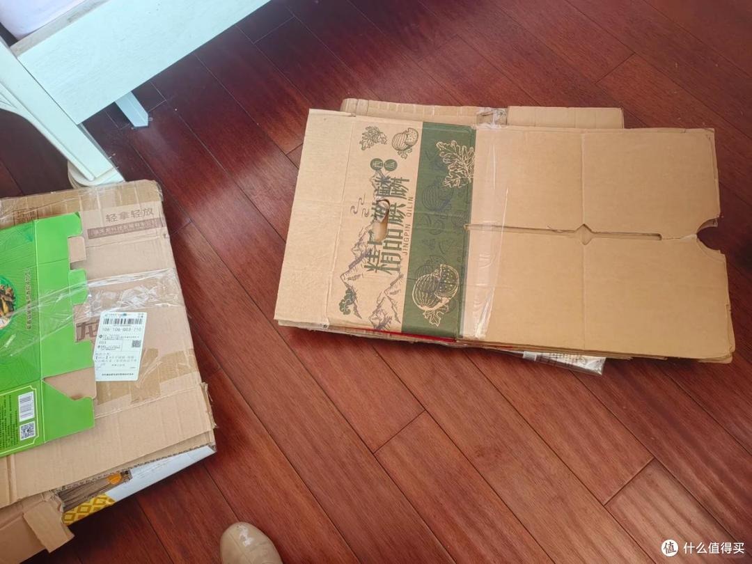 ĐỪNG bao giờ để 4 thứ này dưới gầm giường- Ảnh 1.