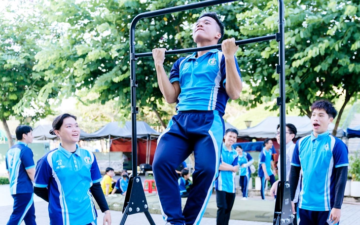 Tuyên dương 448 'Sinh viên 5 tốt' và 113 'Cán bộ trẻ tiêu biểu' - Ảnh 6.