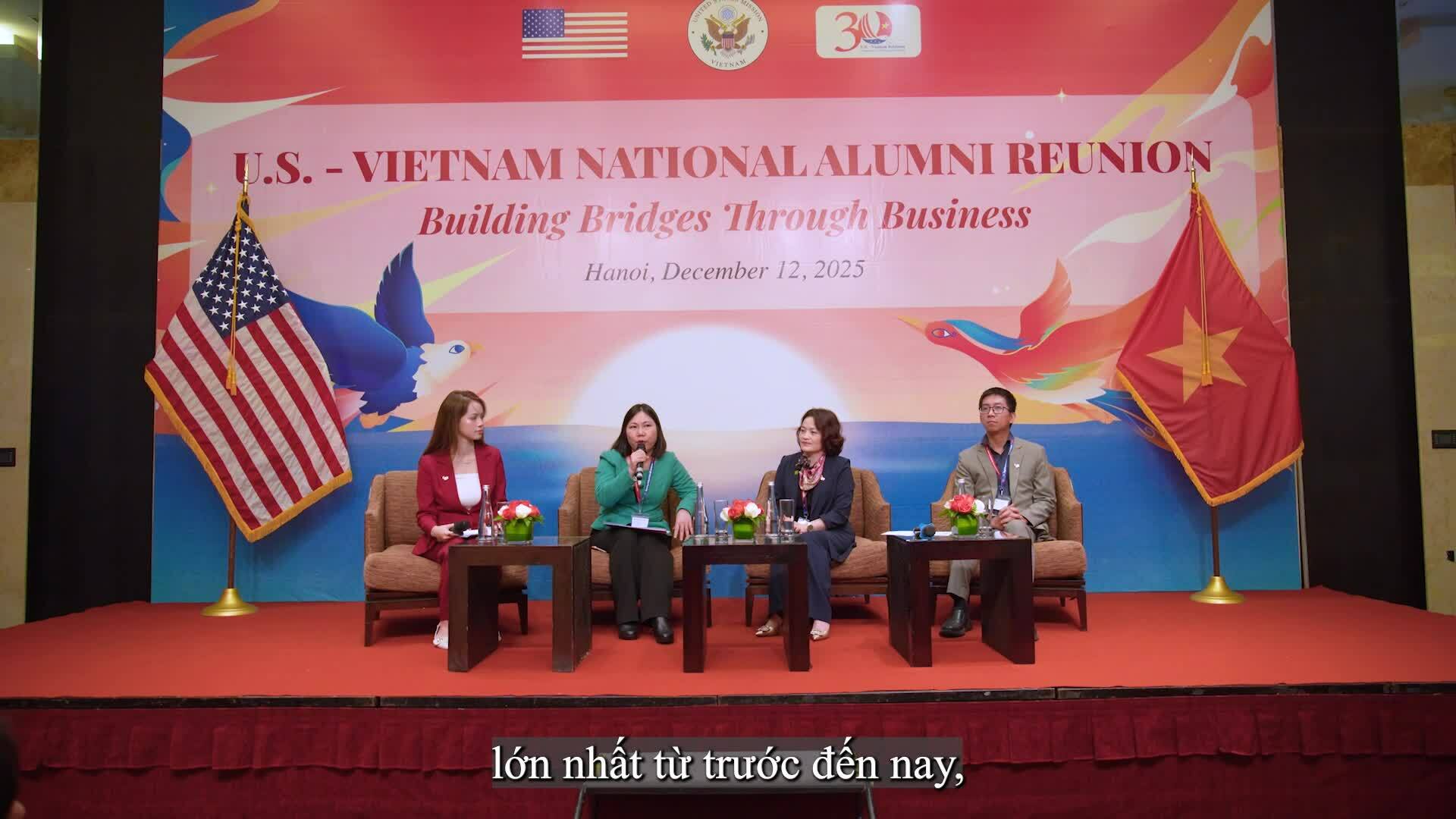 Đại sứ Knapper điểm lại quan hệ Việt - Mỹ năm 2025 bằng tiếng Việt