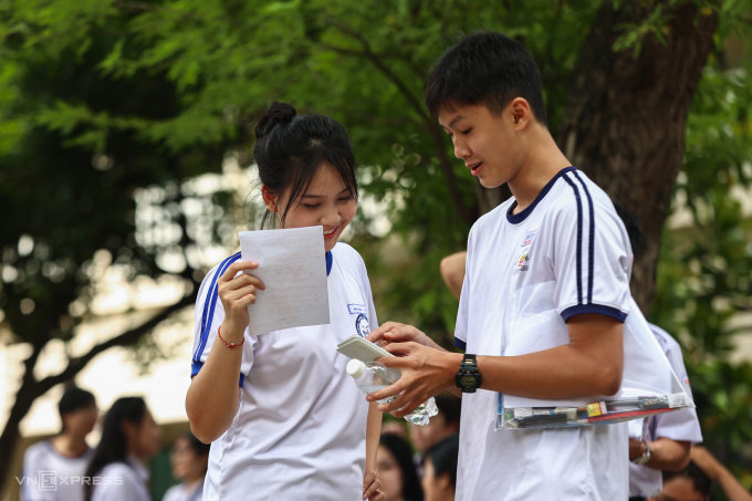 Thí sinh TP HCM thi tốt nghiệp THPT 2025. Ảnh: Quỳnh Trần