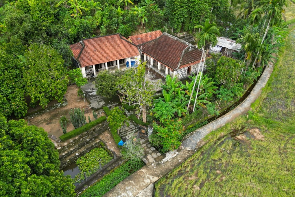 Dạo quanh làng cổ được ví là đẹp nhất Việt Nam - 1