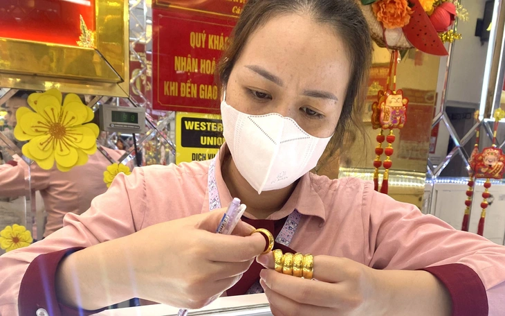 Khách bị thợ chỉ trích vì đặt trang điểm thường nhưng đi làm cô dâu, ai đúng ai sai? - Ảnh 3.