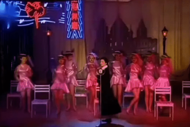 Dấu chấm hết của ngôi sao quốc dân: Biểu tượng ký ức của cả thế hệ bị cấm sóng, dính đại án kinh tế không đường lui- Ảnh 2.