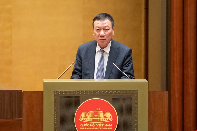 Đề nghị vận động đầu thú, truy bắt các đối tượng bỏ trốn ra nước ngoài - Ảnh 1. Đề nghị vận động đầu thú, truy bắt các đối tượng bỏ trốn ra nước ngoài - Ảnh 1.