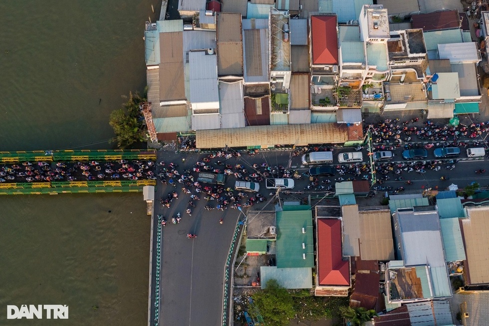 Đi 30km mất 5 giờ đồng hồ - 1