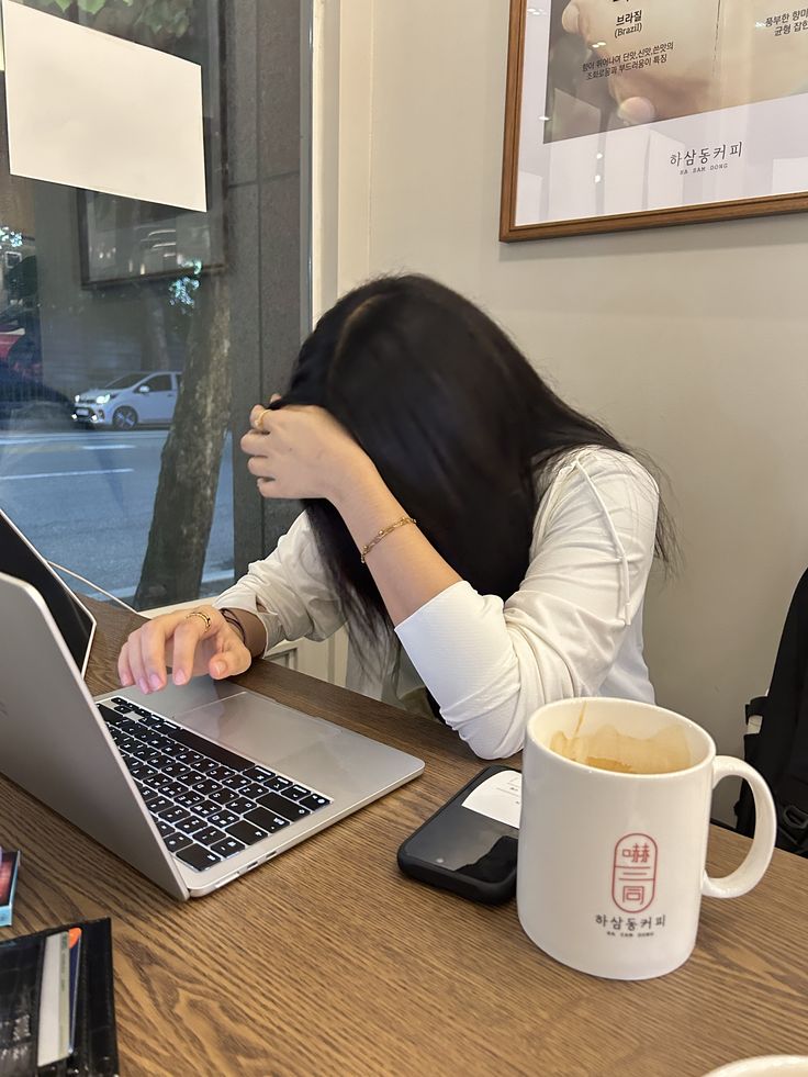 Khổ hơn cả thất nghiệp: Đi làm sợ nhất cái cảnh này!- Ảnh 2. Khổ hơn cả thất nghiệp: Đi làm sợ nhất cái cảnh này!- Ảnh 2.