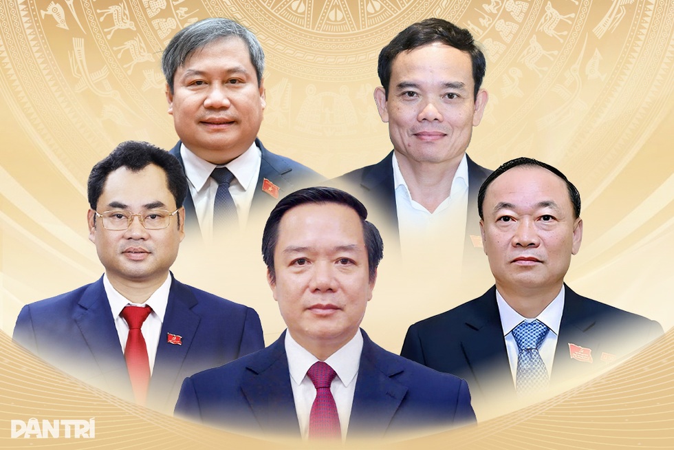 Điều đặc biệt trong dàn lãnh đạo tỉnh thành không phải người địa phương - 1