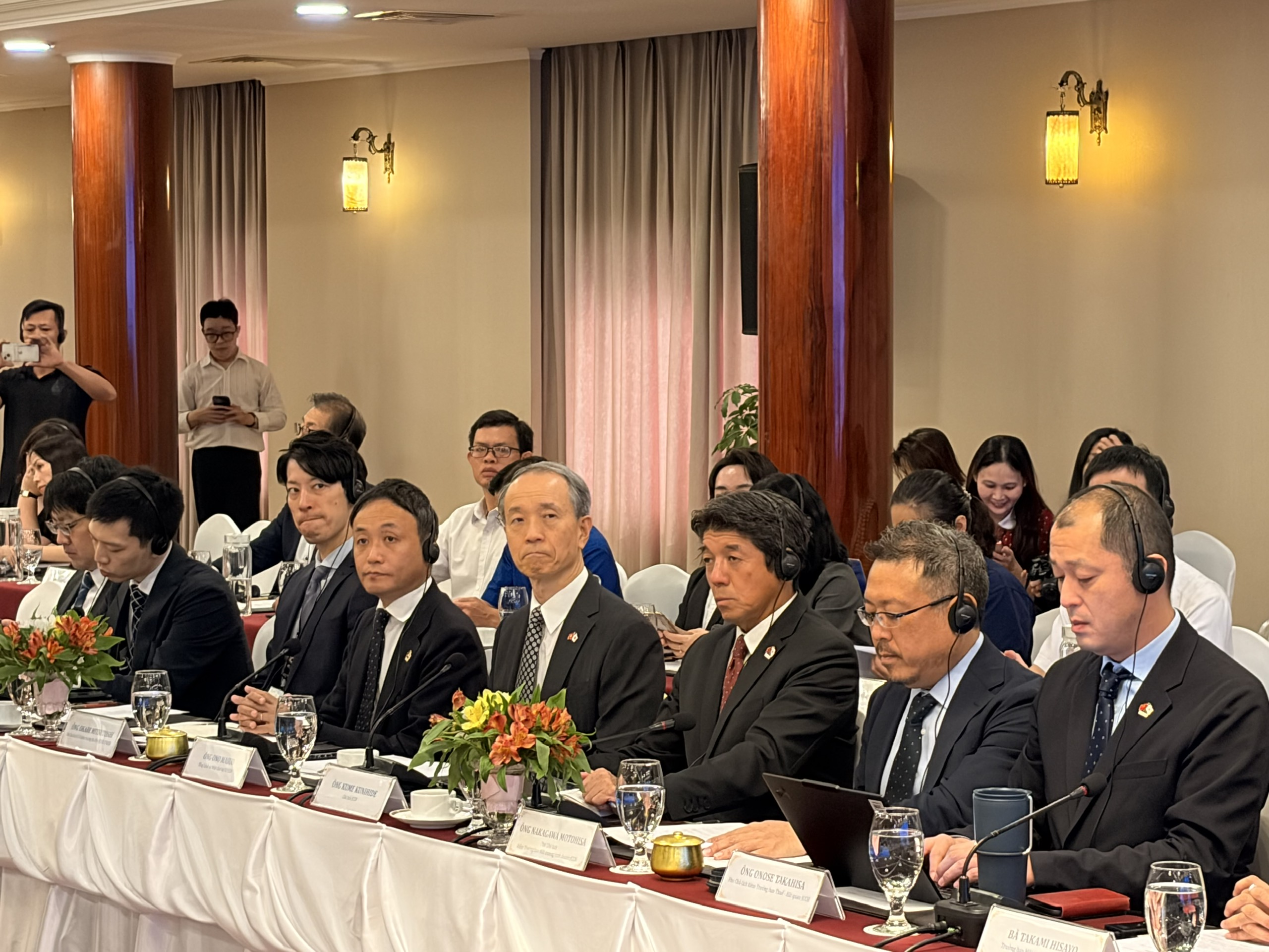 Doanh nghiệp Nhật góp ý TP.HCM cần tiếp tục cải thiện thời gian xuất, nhập cảnh tại Tân Sơn Nhất 1 Doanh nghiệp Nhật góp ý TP.HCM cần tiếp tục cải thiện thời gian xuất, nhập cảnh tại Tân Sơn Nhất - Ảnh 1.