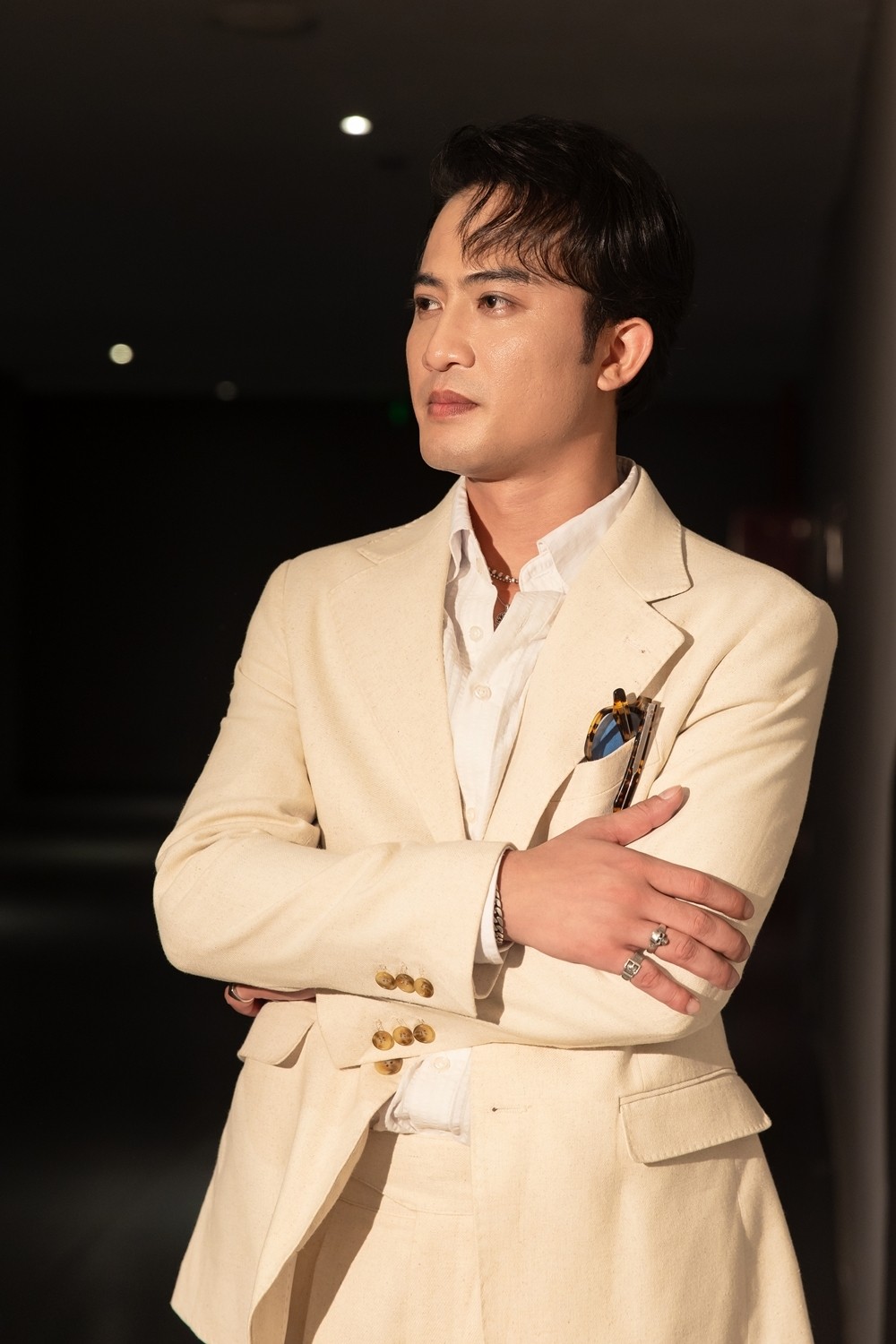 Ngôi sao may mắn nhất Việt Nam hiện tại: Đóng cùng lúc 4 phim siêu đỉnh, diễn xuất không một điểm chê- Ảnh 4. Ngôi sao may mắn nhất Việt Nam hiện tại: Đóng cùng lúc 4 phim siêu đỉnh, diễn xuất không một điểm chê- Ảnh 4.