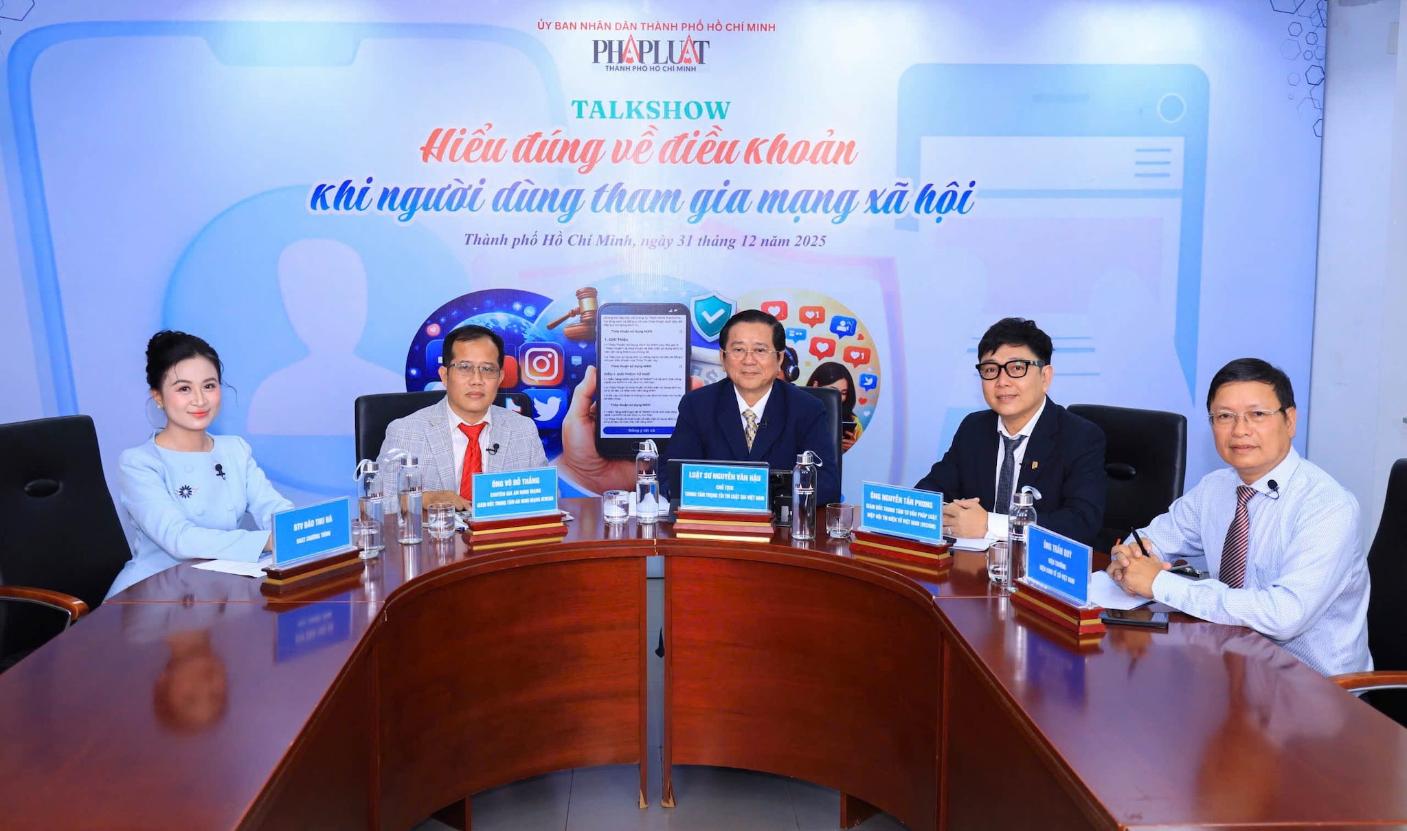 Đừng bấm nút “đồng ý” chia sẻ dữ liệu cá nhân cho mạng xã hội nếu chưa đọc những điều này - Ảnh 1.