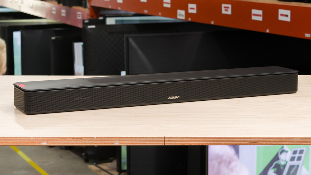Đừng lãng phí tiền bạc vào những chiếc loa soundbar rẻ tiền - Ảnh 1.