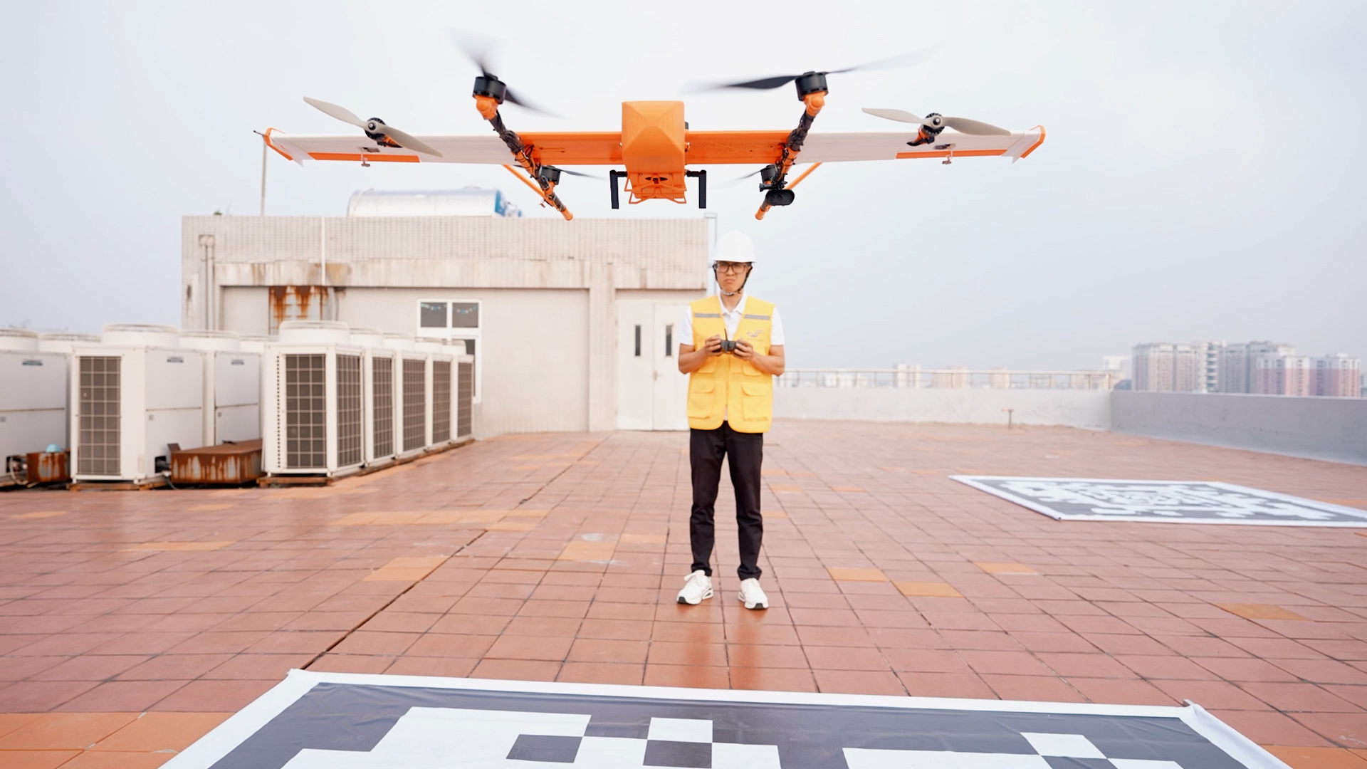 Ứng dụng drone ở Bệnh viện Đức Giang