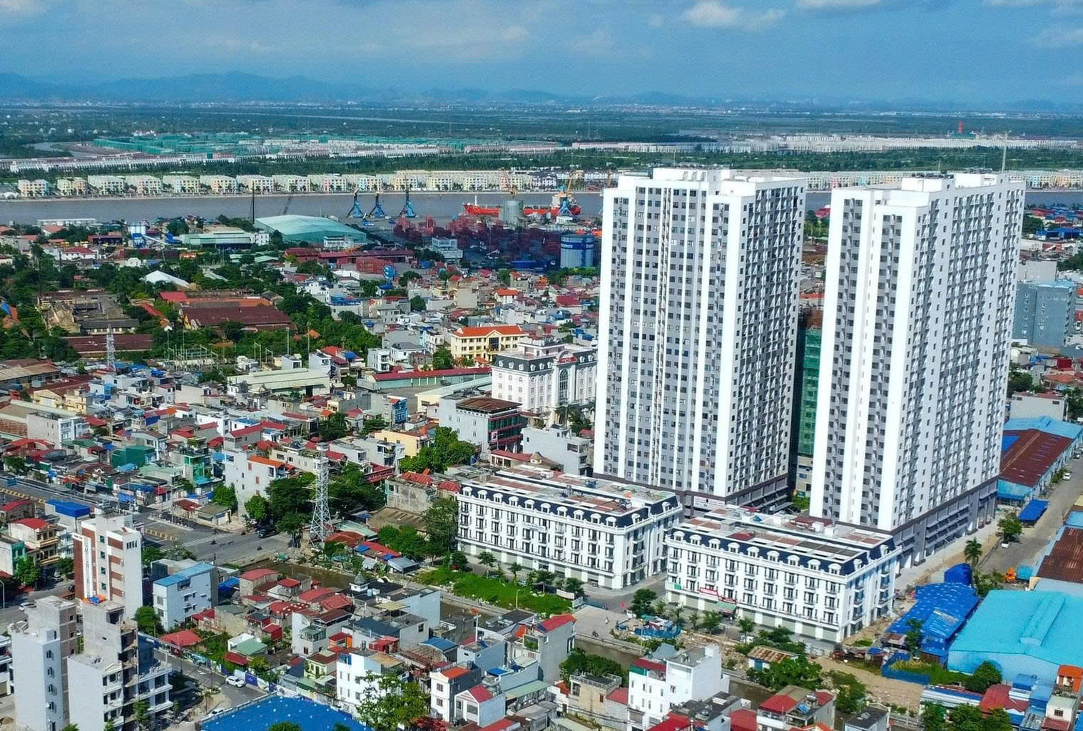 "Giả nghèo" để trục lợi nhà ở xã hội 1 Gia ngheo de truc loi nha o xa hoi