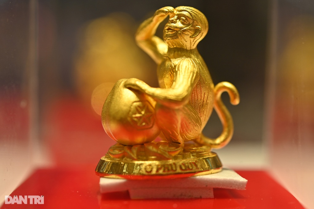 Giá vàng miếng tăng 300.000 đồng/lượng sau phiên giảm giá - 1