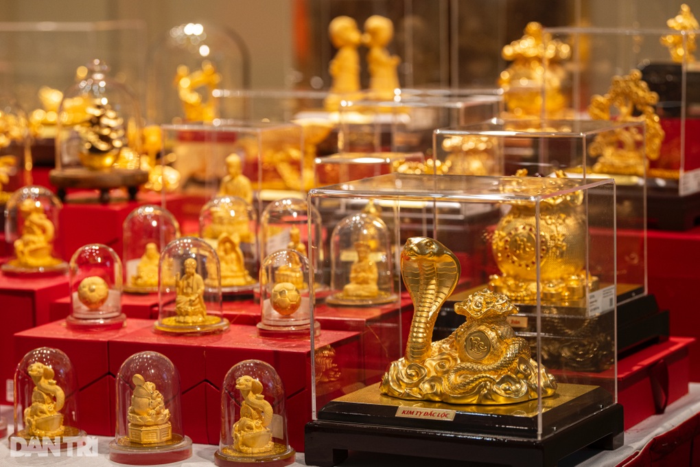 Giá vàng miếng tăng vọt lên 157,5 triệu đồng/lượng - 1