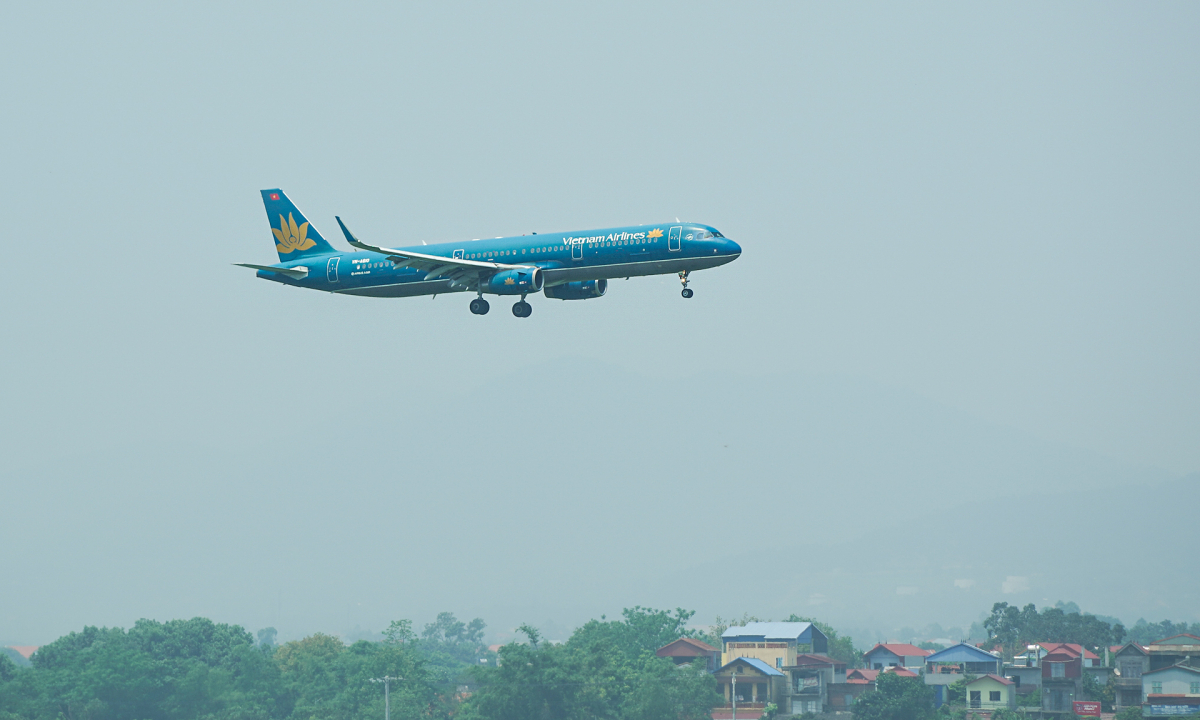 Gia ve duong bay vang Ha Noi TP HCM