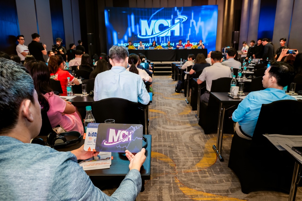 Giải mã sức hút đặc biệt của cổ phiếu MCH khi chuyển sàn - 1