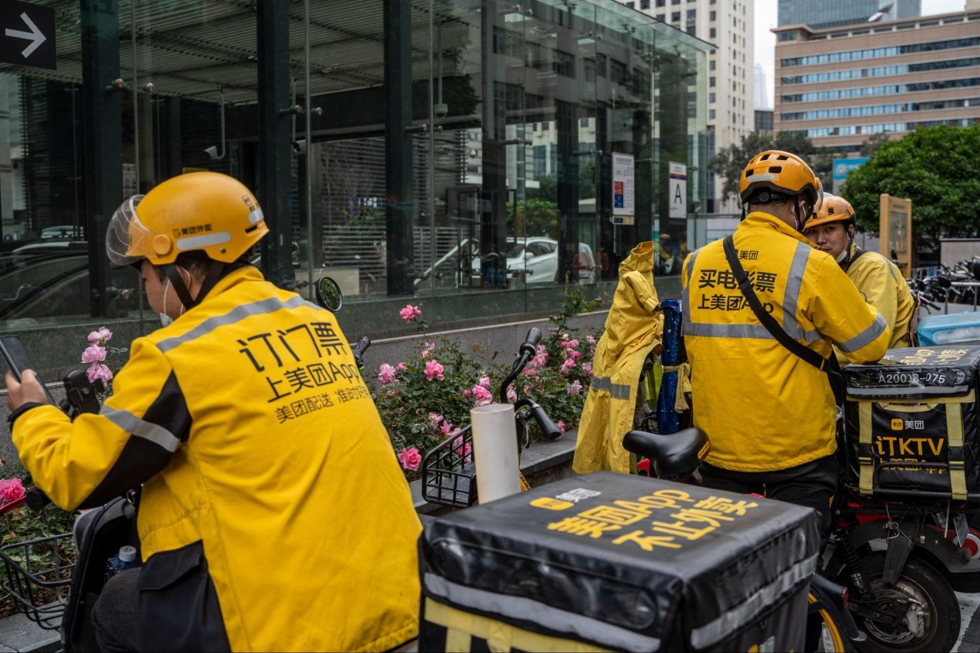 Giảm giá quá nhiều, hãng giao đồ ăn Trung Quốc báo lỗ quý đầu tiên sau gần ba năm- Ảnh 1.