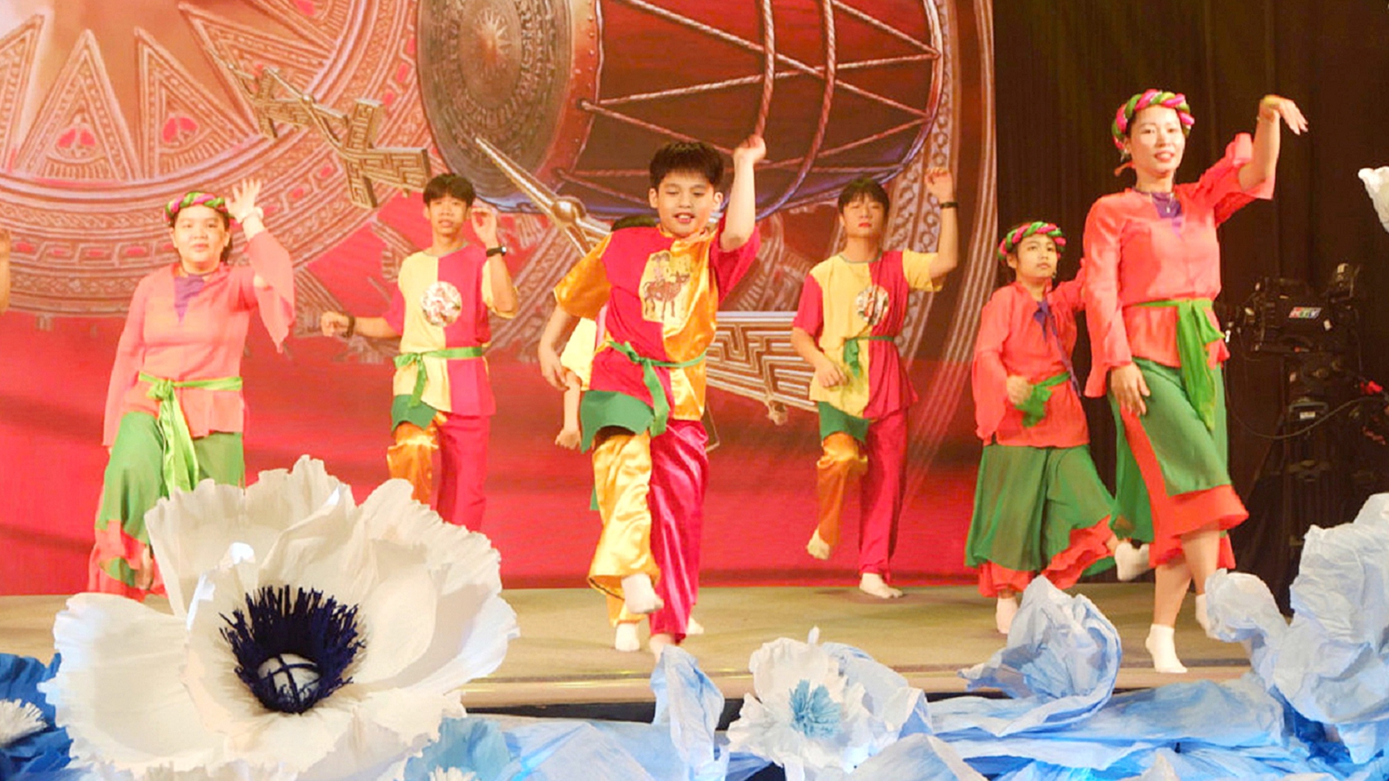 Giới hạn là bầu trời 1 Người khuyết tật - Ảnh 1.