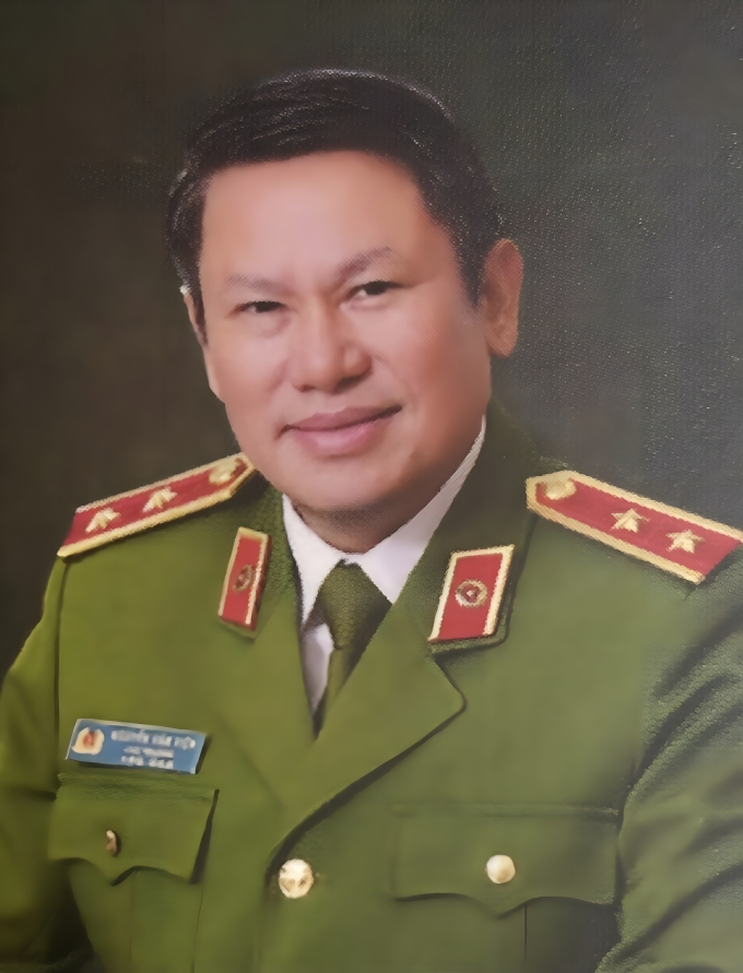 Trung tướng Nguyễn Văn Viện. Ảnh: Sách Giữa trận đồ ma túy