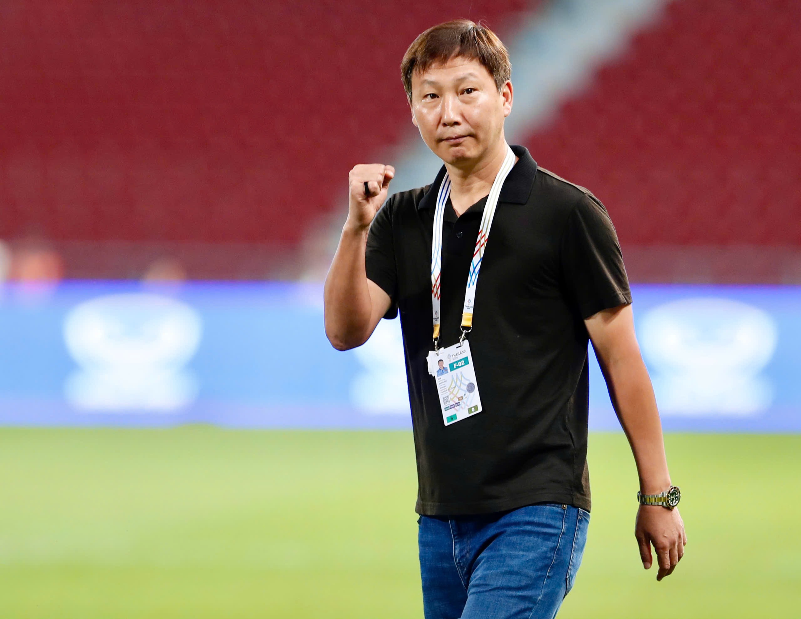 HLV Kim Sang-sik ơi, tại sao ông giỏi quá vậy?- Ảnh 1. HLV Kim Sang-sik ơi, tại sao ông giỏi quá vậy?- Ảnh 1.