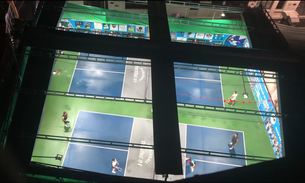 Hà Nội: Ngày ngủ 3 tiếng, kiệt quệ vì tiếng đập vợt póc póc của “pick thủ” - 2