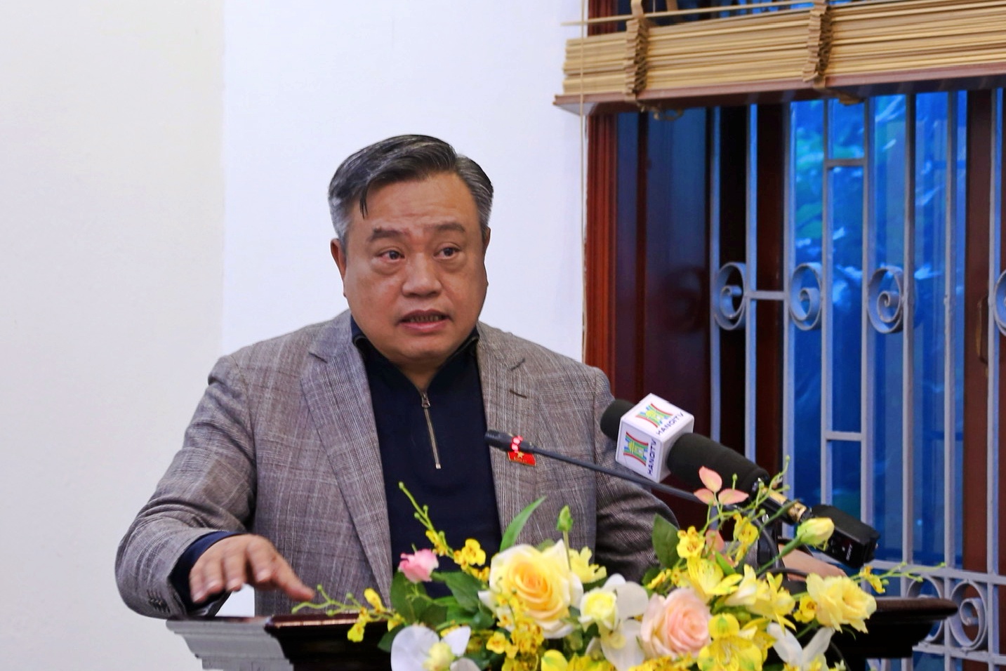 Hà Nội đang có đội ngũ cán bộ hùng hậu, tinh nhuệ 1 Chủ nhiệm Ủy ban Kiểm tra Trung ương: 'Tôi sẽ luôn đi cùng Hà Nội' - Ảnh 1.