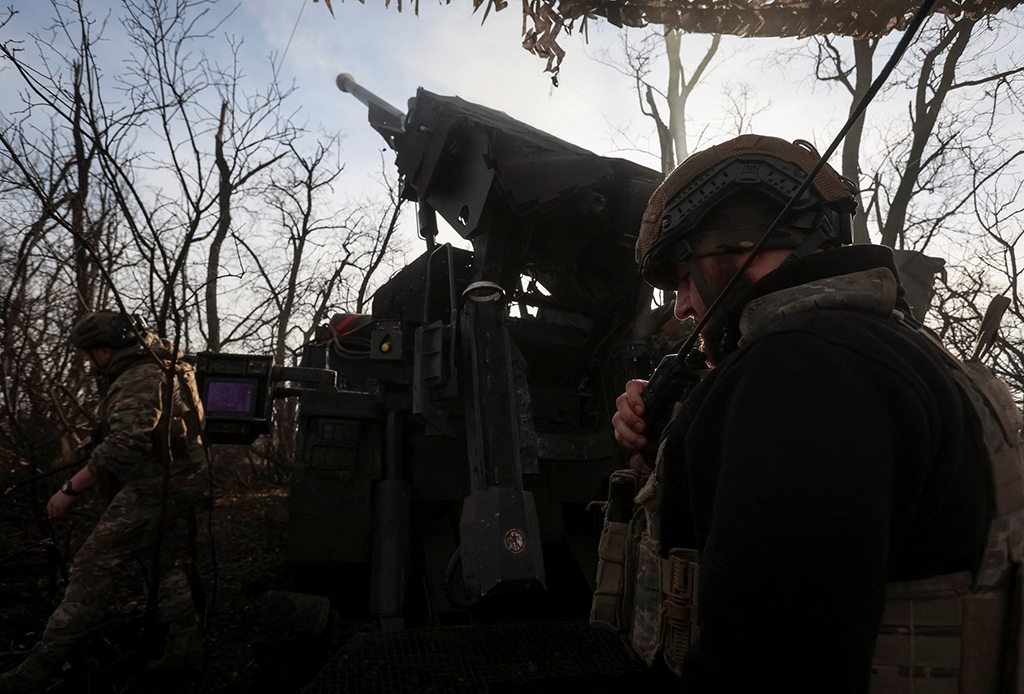 Hai bức tranh về xung đột Ukraine  - Ảnh 1.