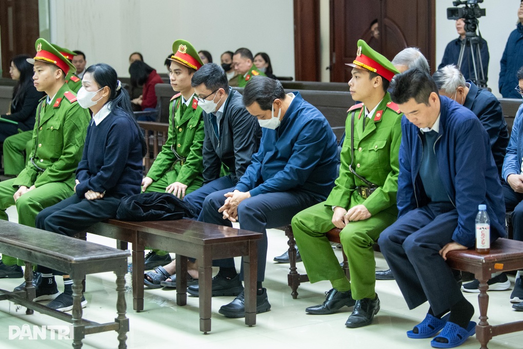 Hai lần khóc nghẹn của cựu Bí thư Vĩnh Phúc Hoàng Thị Thúy Lan - 1