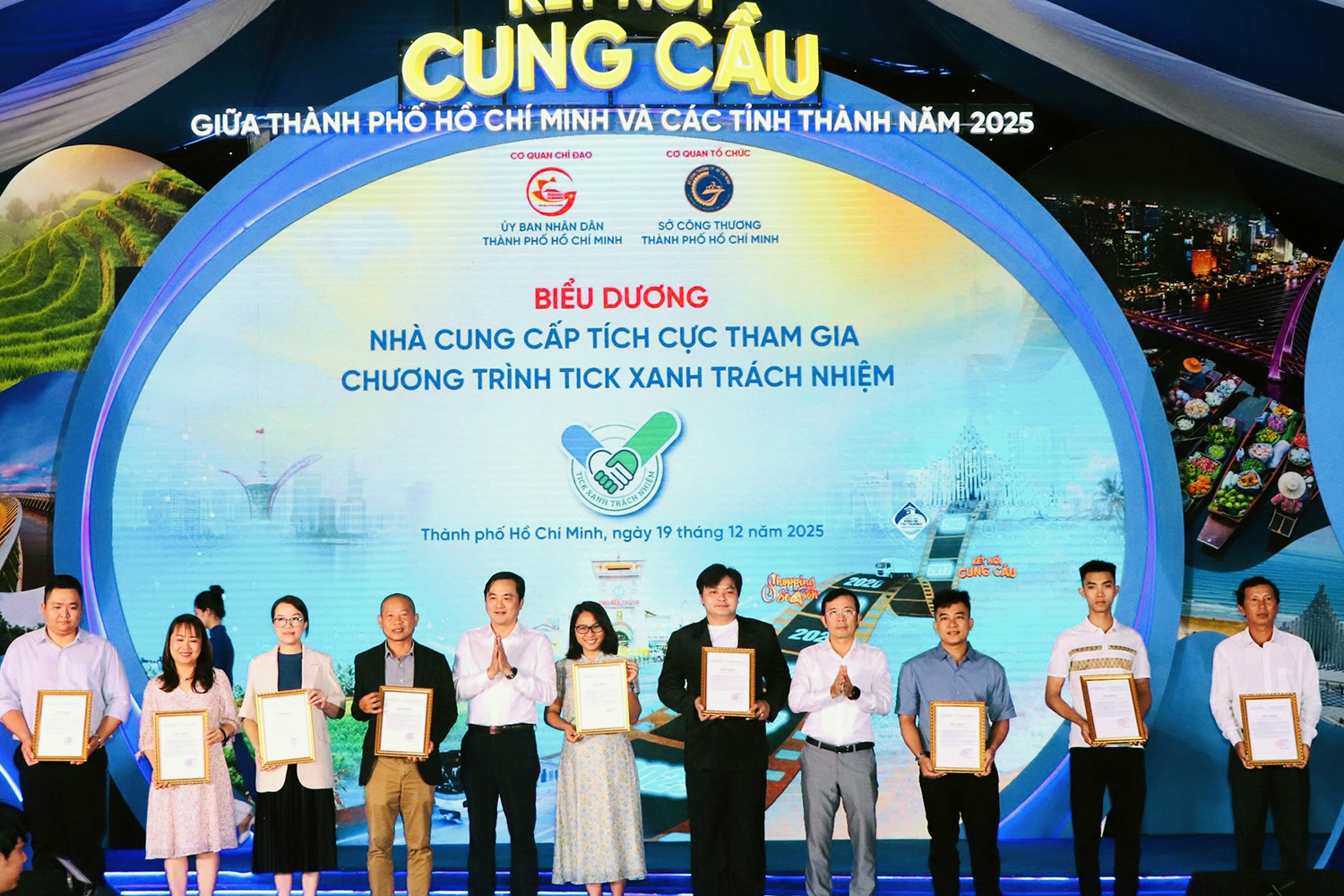 Hàng loạt thương hiệu bán lẻ lớn tham gia chương trình ‘Tick xanh trách nhiệm’ - Ảnh 1.