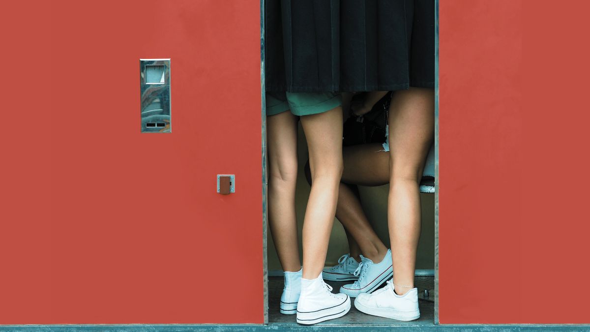 Hàng ngàn ảnh chụp lấy liền bị phơi bày trên mạng do lỗi bảo mật Photo Booth - Ảnh 1.