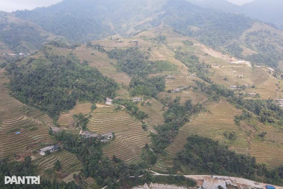 Hàng trăm người dân đồng bào Dao lần đầu tiếp cận y tế Trung ương - 1