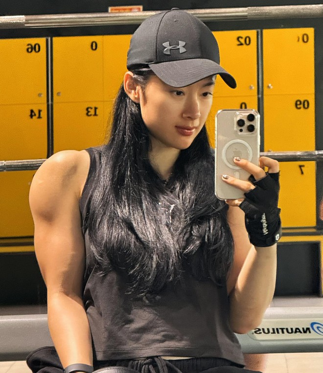 Năm 2025: Hành trình phá sạch tính nữ của Angela Phương Trinh- Ảnh 9.