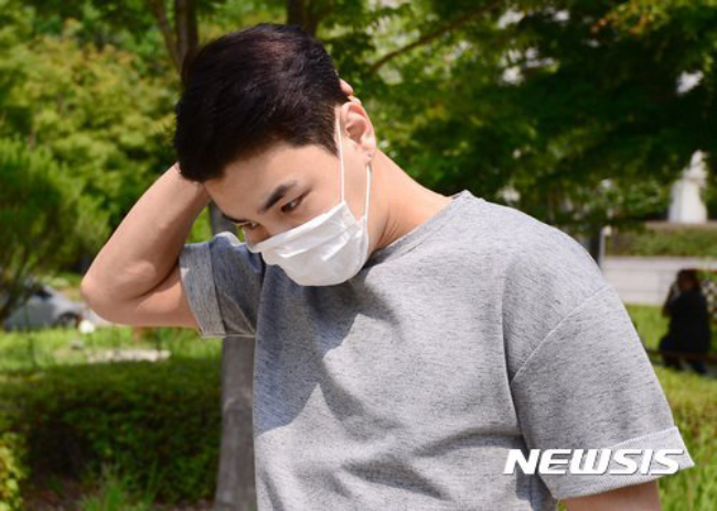 Hết cơ hội cho sao nam đình đám trở lại showbiz- Ảnh 2.