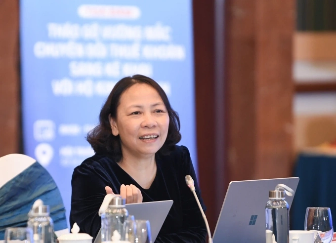 bà Lê Thị Duyên Hải, Phó tổng thư ký Hội Tư vấn Thuế phát biểu tại toạ đàm về hộ kinh doanh, ngày 10/12. Ảnh: TheLeader