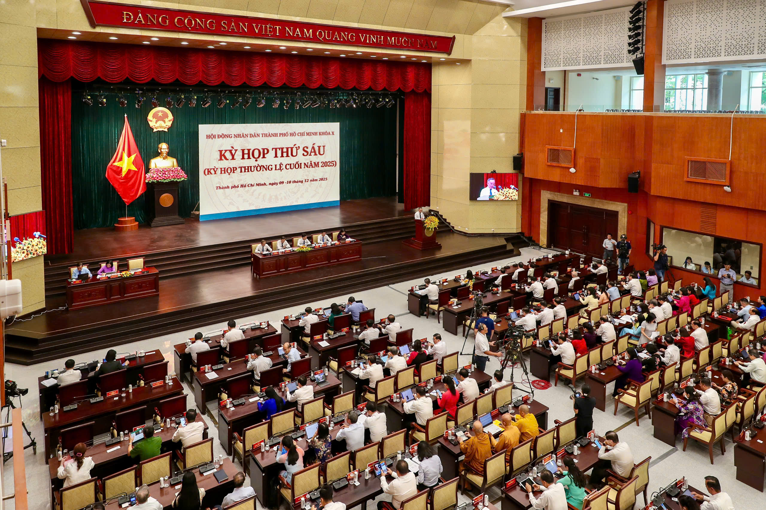 Hỗ trợ 2 tỉ đồng/hội nghị, "bao" 100% phí đi nước ngoài tìm đơn hàng 1 img