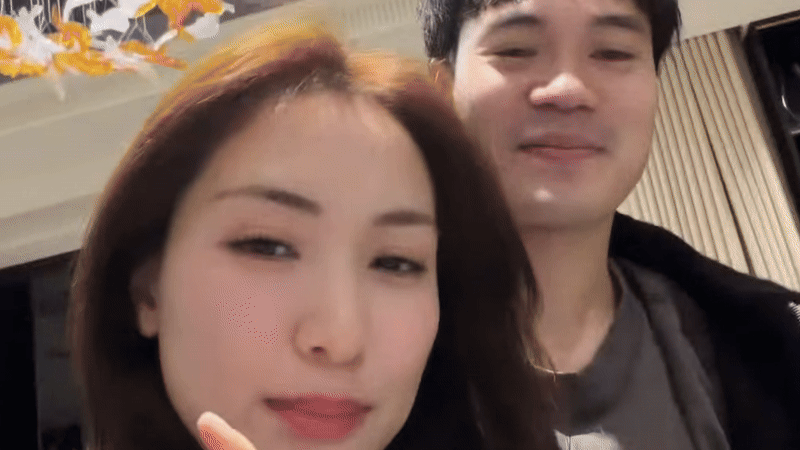 Hòa Minzy - Văn Toàn không còn giấu diếm- Ảnh 1.