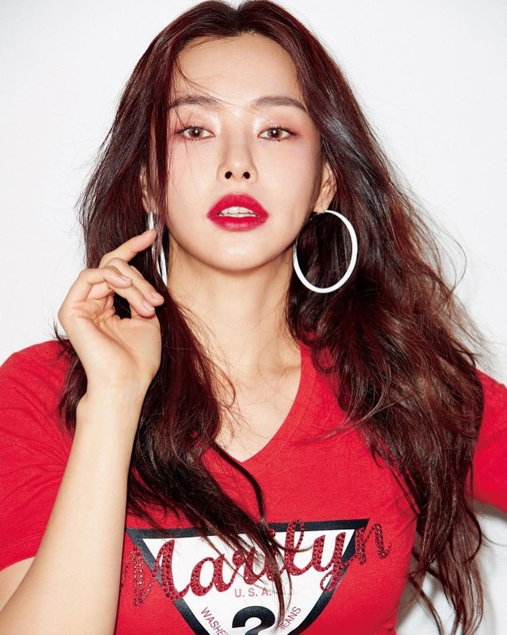 Hoa hậu đẹp nhất Hàn Quốc và chồng bị truy tố - 1