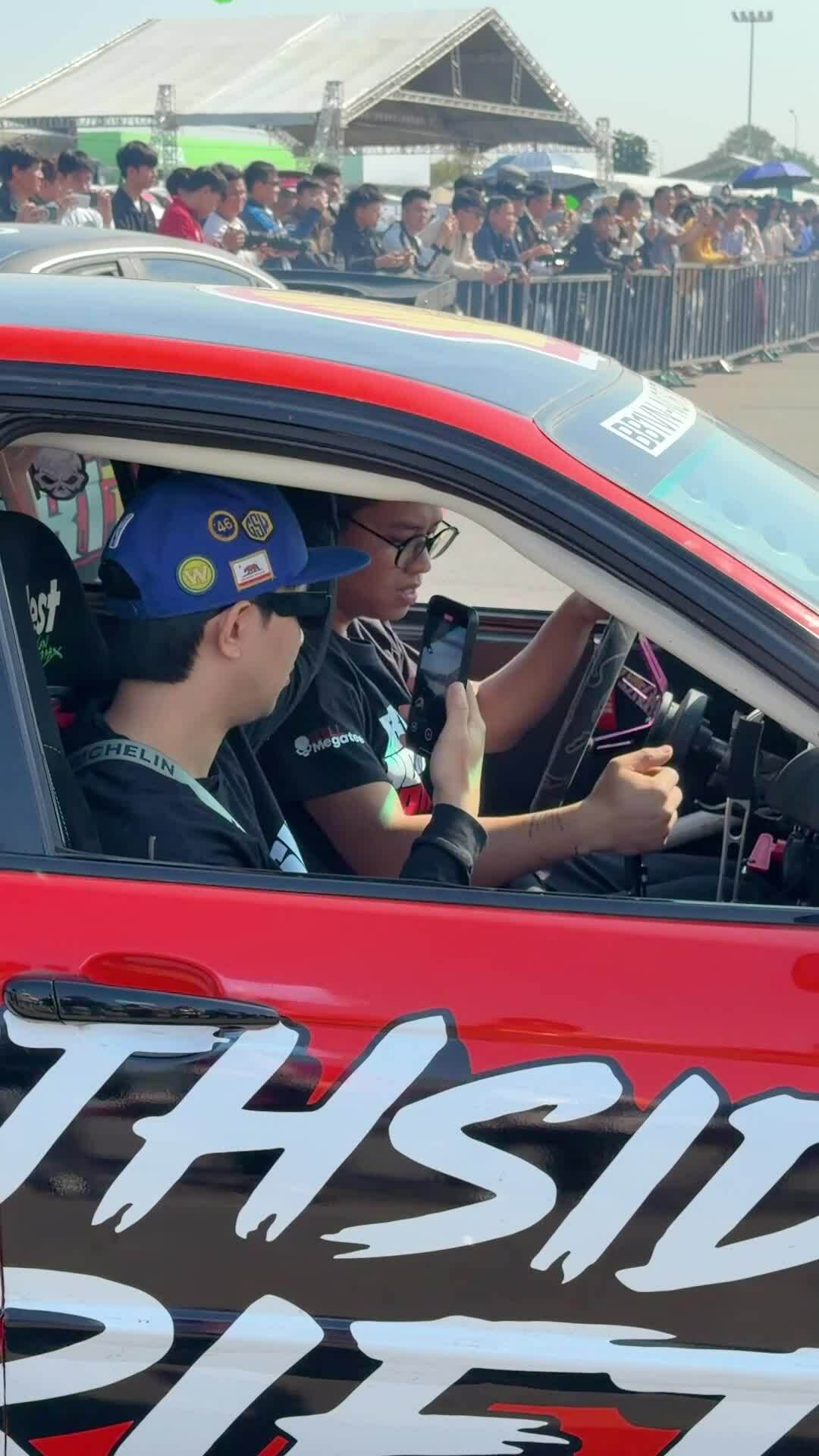 Trình diễn Drift ôtô