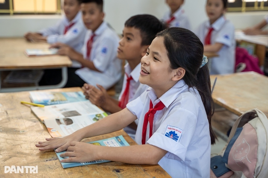 Học tiếng Anh liên kết: Vì sao trường thu 150.000 đồng, trường thu 2 triệu? - 1