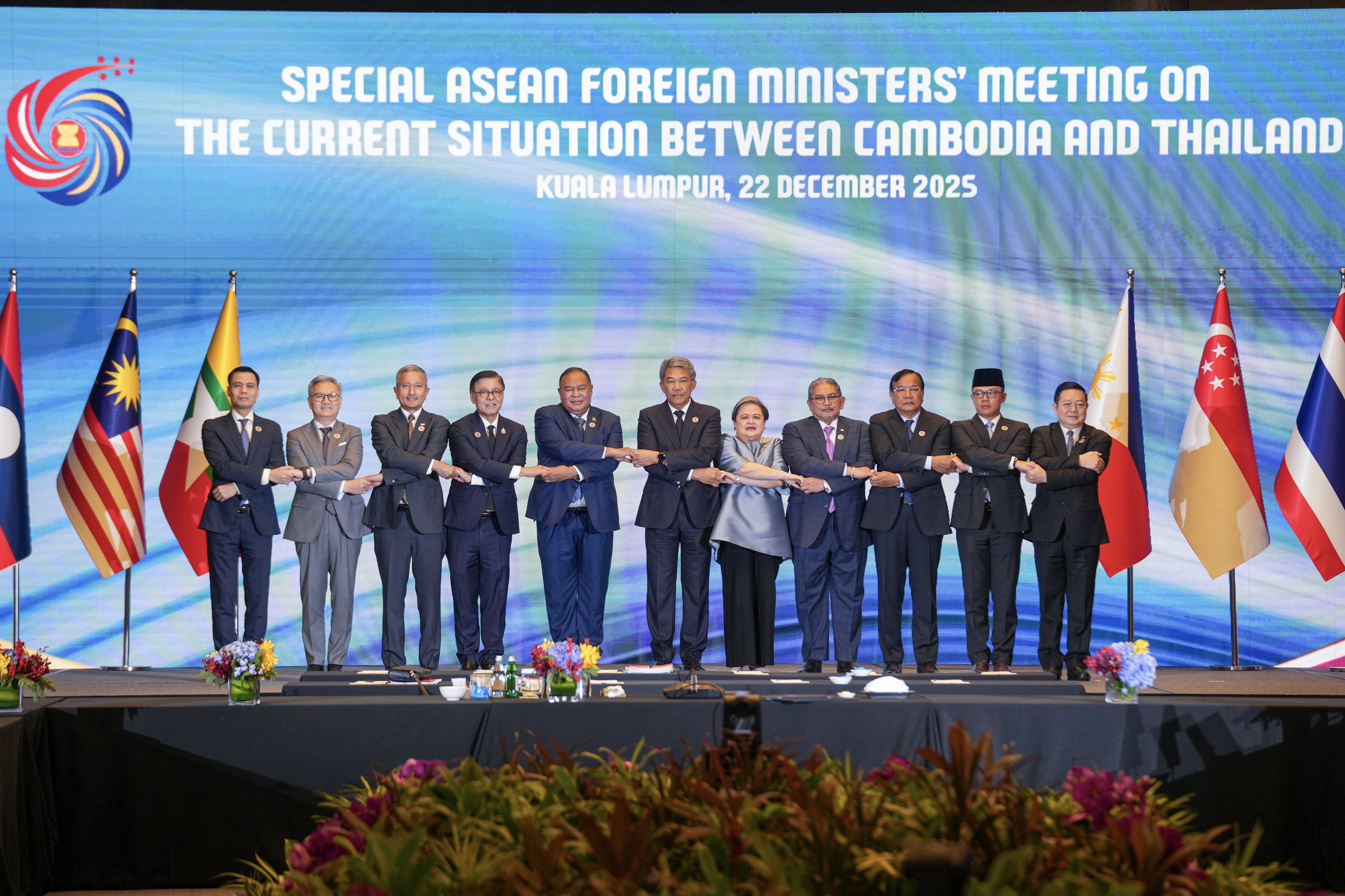 Hội nghị ngoại trưởng ASEAN: Việt Nam kêu gọi Thái Lan - Campuchia kiềm chế tối đa - Ảnh 1.